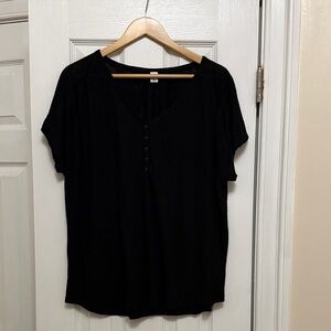 Old Navy Black Short Sleeve Women's Tee